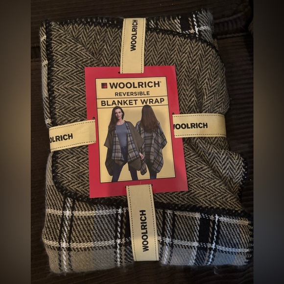 NWT Woolrich reversible blanket scarf - Picture 1 of 5